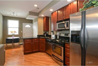 4824 N Hoyne Ave unit 2, Chicago, IL 60625 - photo 4