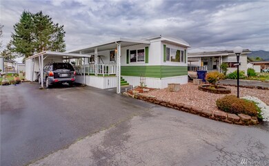 1169 Maple Dr, Enumclaw, WA 98022 - photo 2