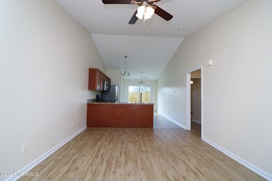 117 Croatan Ct, Jacksonville, NC 28546 - photo 5