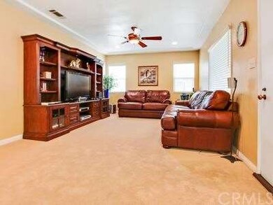 LIVING/FAMILY ROOM
