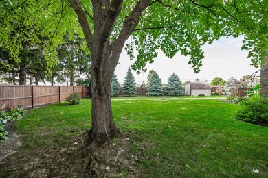 1573 Raspberry Ct 068