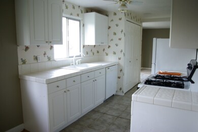 7915 228th St SW, Edmonds, WA 98026 - photo 5