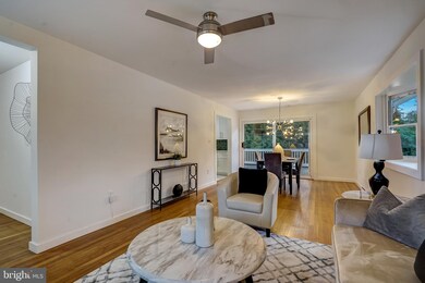 114 Greenmeadow Dr, Lutherville Timonium, MD 21093 - photo 4