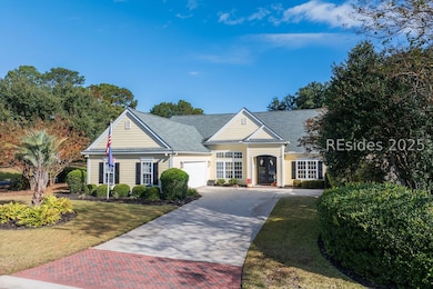 1 Crescent Cir, Bluffton, SC 29910 - photo 2