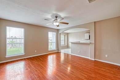 9231 Kingsflower Cir, Houston, TX 77075 - photo 5