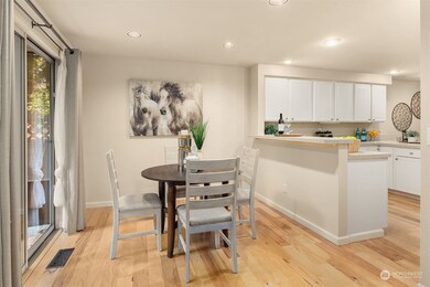 11520 NE 114th Ct, Kirkland, WA 98033 - photo 5