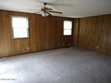 1303 Decatur Rd, Jacksonville, NC 28540 - photo 6