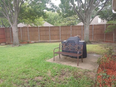 6705 Ruth Cir, Rowlett, TX 75089 - photo 5