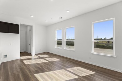 3212 Midnight  Dining