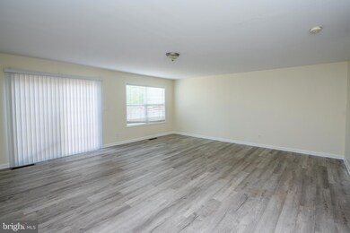 24 Sanford Dr, Bunker Hill, WV 25413 - photo 7