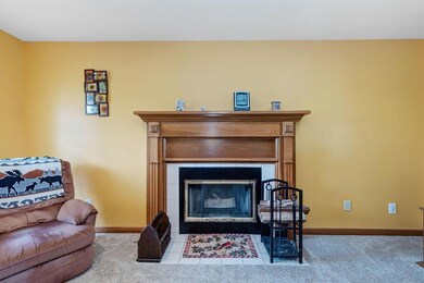 8-FamilyRoom
