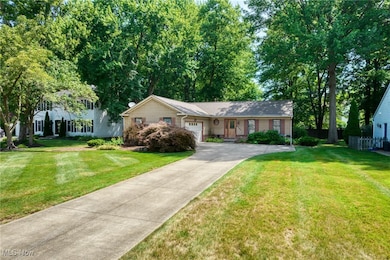 8303 Bradfords Gate, Olmsted Falls, OH 44138 - photo 2