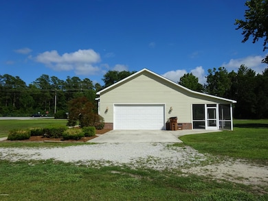 1107 Onslow Pines Rd, Jacksonville, NC 28540 - photo 3