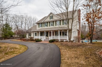002-Front_View-1526640-mls.jpg