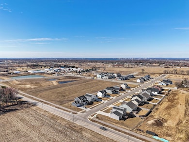 5611 Divine St, Madison, WI 53718 - photo 3