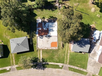 3416 W Roosevelt St, Lake Charles, LA 70607 - photo 2