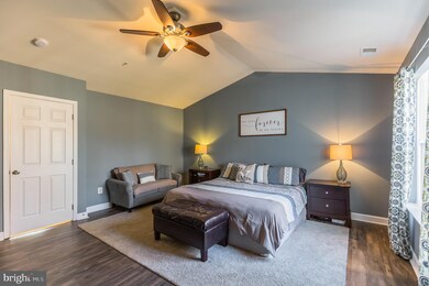 422 English Oak Ln, Prince Frederick, MD 20678 - photo 5