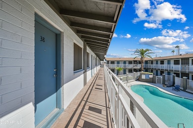 1-3025N32S38-ocupix-10-17