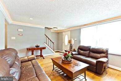 8632 Spring Creek Ct, Springfield, VA 22153 - photo 6