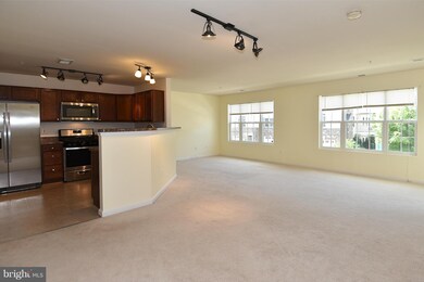 11200 Wortham Crest Cir unit 93, Manassas, VA 20109 - photo 4