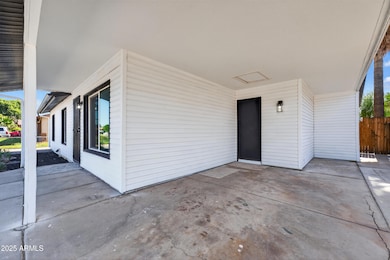 5039 W Vernon Ave, Phoenix, AZ 85035 - photo 4