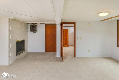 Basement LiivngRoom-1782-SMALL