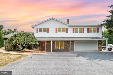 2016 S Forge Rd, Palmyra, PA 17078 - photo 2