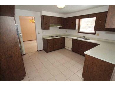 5 Wilson Dr, Herminie, PA 15637 - photo 5