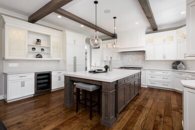 657 S Wright St, Naperville, IL 60540 - photo 3