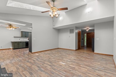 3245 Titanic Dr, Stafford, VA 22554 - photo 4