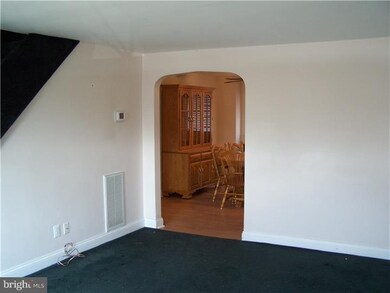 261 Westpark Ln, Clifton Heights, PA 19018 - photo 5