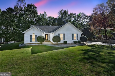 40 Paces Landing Trail, Newnan, GA 30263 - photo 2