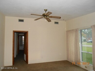 2122 East Rd, Jacksonville, FL 32216 - photo 2