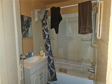 16 Seabrook St unit 2, Rochester, NY 14621 - photo 4