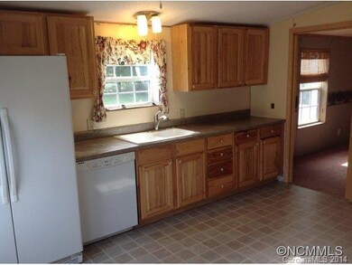 Kitchen Hickory Cabinets