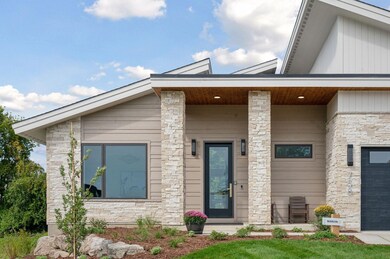 758 Ensconced Way - Spacecrafting - 0002.jpg