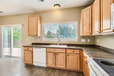 10484 Tracewood Cir, Highlands Ranch, CO 80130 - photo 7