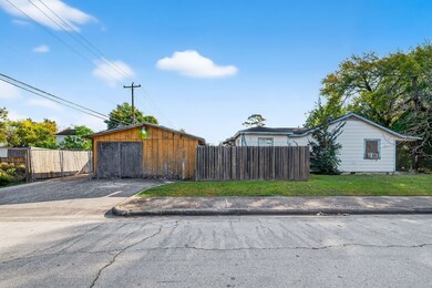 6903 Palmetto St, Houston, TX 77087 - photo 5