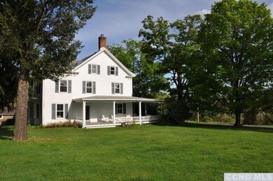 71 Starbarrack Rd, Red Hook, NY 12571 - photo 3