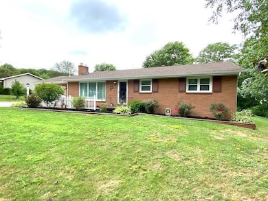 17 Lilac Dr, West Middlesex, PA 16159 - photo 2