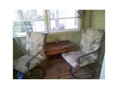 3-Seasons Porch/Room.
