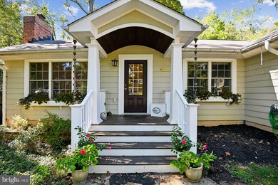 1009 Pinecrest Dr, Annapolis, MD 21403 - photo 2