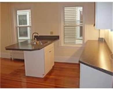 14 E Milton Rd unit 4B, Brookline, MA 02445 - photo 2