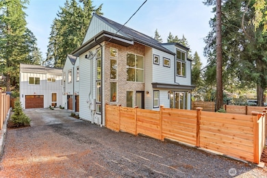 13750 Stone Ave N, Seattle, WA 98133 - photo 2