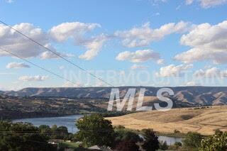 407 Wilson St, Asotin, WA 99402 - photo 2