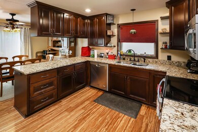 803 6th Ave N, Sauk Rapids, MN 56379 - photo 6