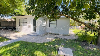 841 S 24th Ave unit A, Hollywood, FL 33020 - photo 2