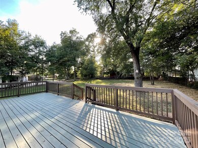 808 Eastview St, Shelby, NC 28152 - photo 4