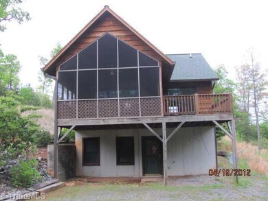 408 Woodpecker Rd, Purlear, NC 28665 - photo 7