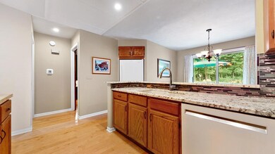 105453 Amity MLS Schell